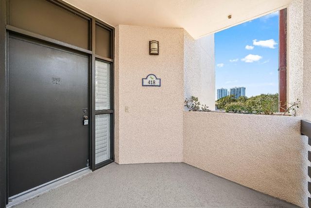 11370 Twelve Oaks Way 418, North Palm Beach, FL 33408