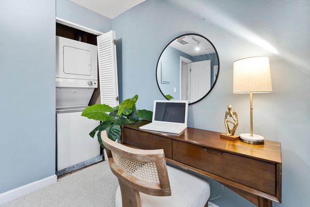 80 Wharf St K3, Salem, MA 01970