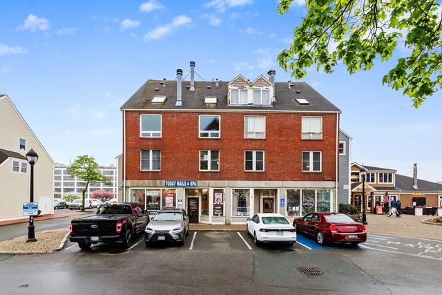 80 Wharf St K3, Salem, MA 01970