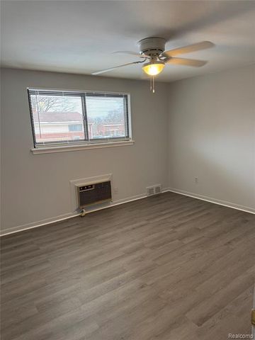 29270 Tessmer, Madison Heights, MI 48071