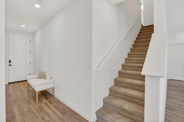 8080 Moongate Way, Roseville, CA 95747