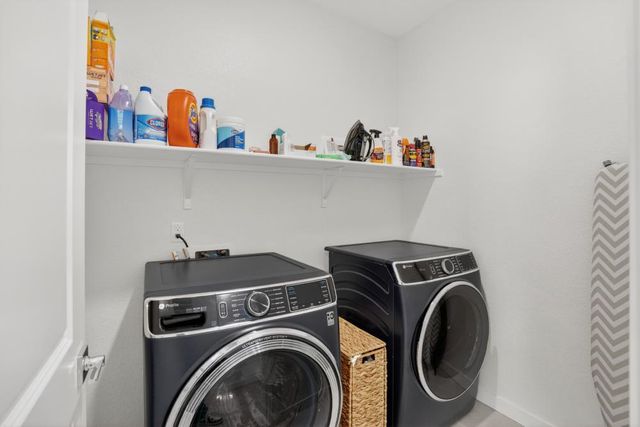 8080 Moongate Way, Roseville, CA 95747