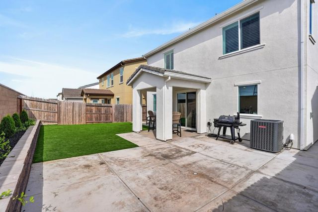 8080 Moongate Way, Roseville, CA 95747