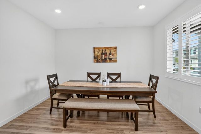 8080 Moongate Way, Roseville, CA 95747