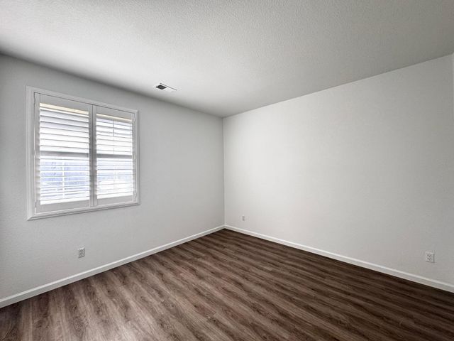 6619 Ponta Do Sol Way, Elk Grove, CA 95757