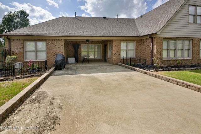 3800 Park Creek Drive, Southaven, MS 38672