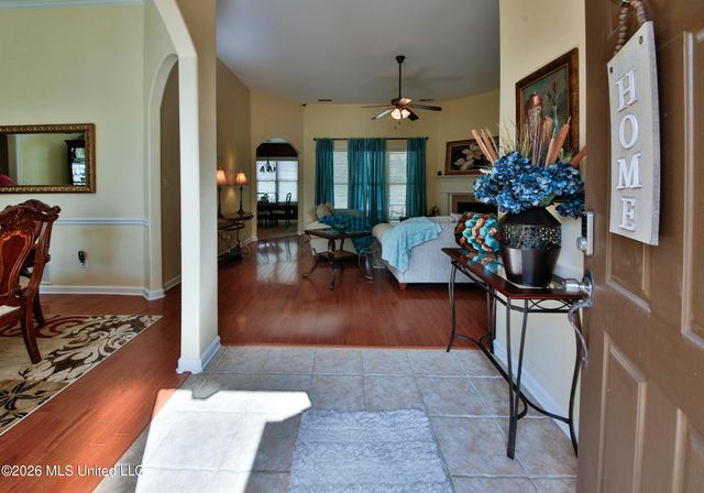 3800 Park Creek Drive, Southaven, MS 38672