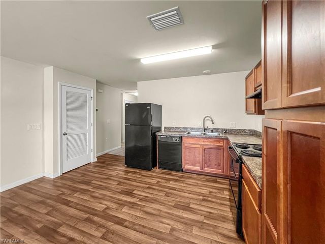 18303 Gibraltar LN, Lehigh Acres, FL 33936