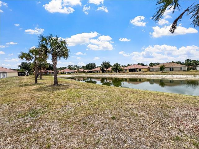 18303 Gibraltar LN, Lehigh Acres, FL 33936