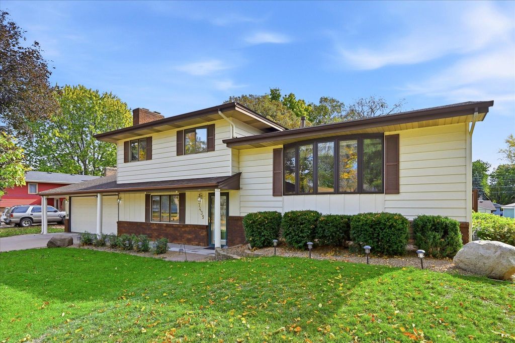 7439 Concerto Curve NE, Fridley, MN 55432 — exterior