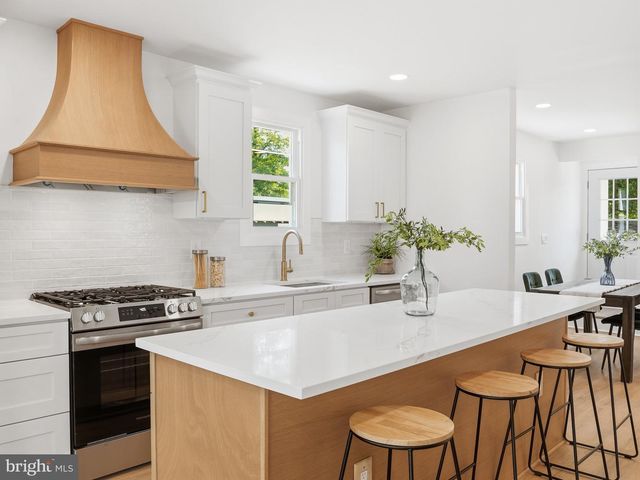 223 GUILFORD AVE, Haddon Township, NJ 08108