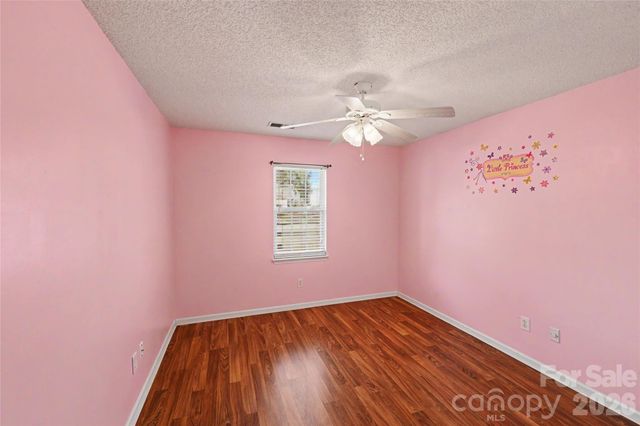 10439 Green Hedge Avenue, Charlotte, NC 28269