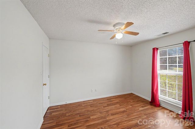 10439 Green Hedge Avenue, Charlotte, NC 28269