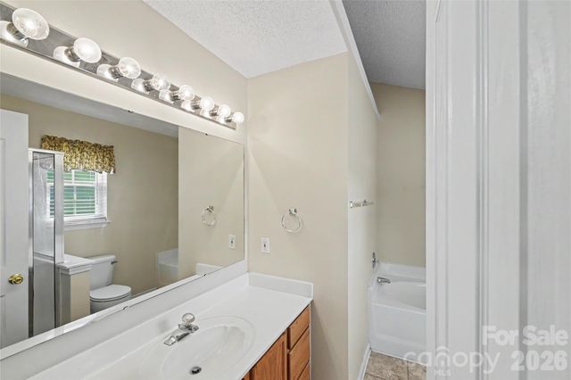 10439 Green Hedge Avenue, Charlotte, NC 28269