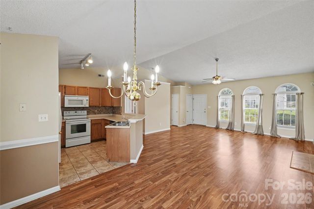 10439 Green Hedge Avenue, Charlotte, NC 28269