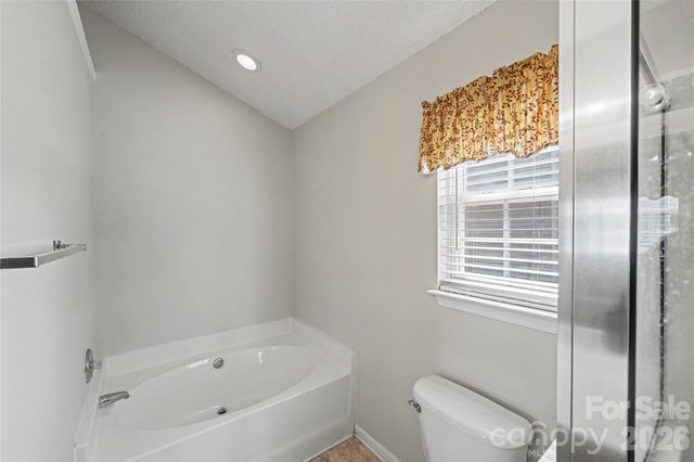 10439 Green Hedge Avenue, Charlotte, NC 28269