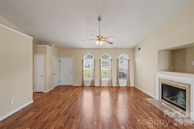 10439 Green Hedge Avenue, Charlotte, NC 28269
