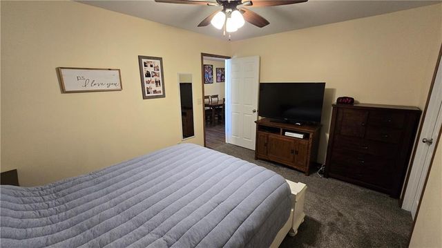 612 N Cedar Street, Cameron, MO 64429