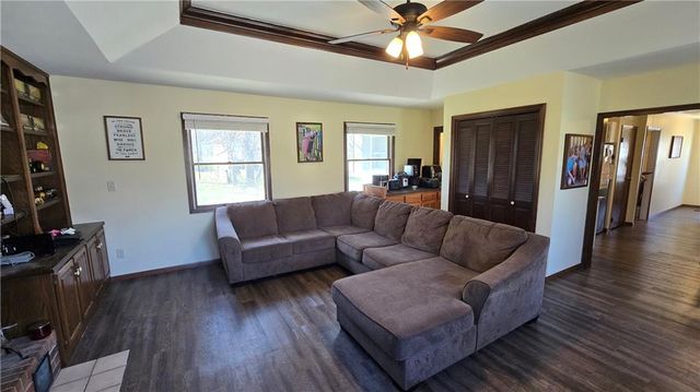 612 N Cedar Street, Cameron, MO 64429