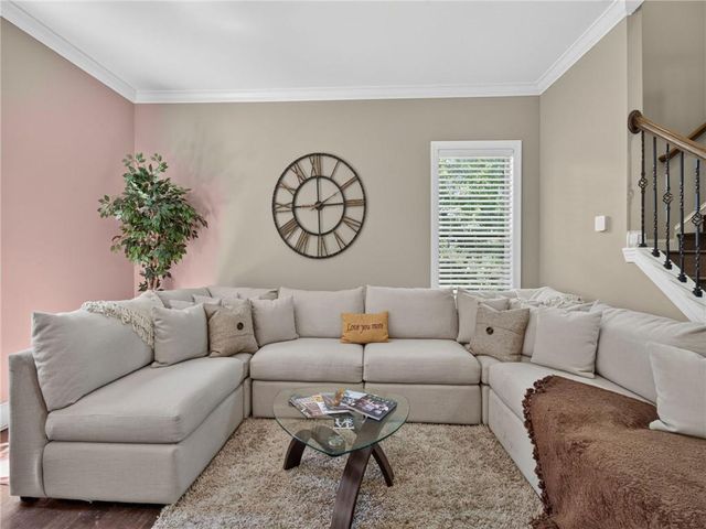 2726 Avington Lane SE, Smyrna, GA 30080