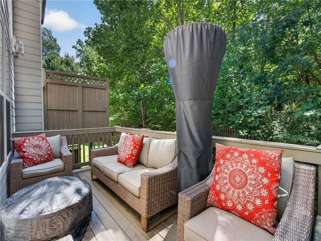 2726 Avington Lane SE, Smyrna, GA 30080