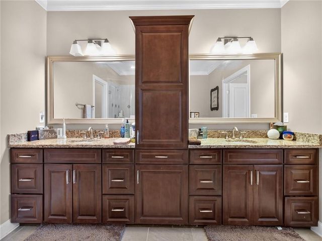 2726 Avington Lane SE, Smyrna, GA 30080