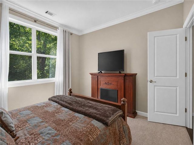 2726 Avington Lane SE, Smyrna, GA 30080