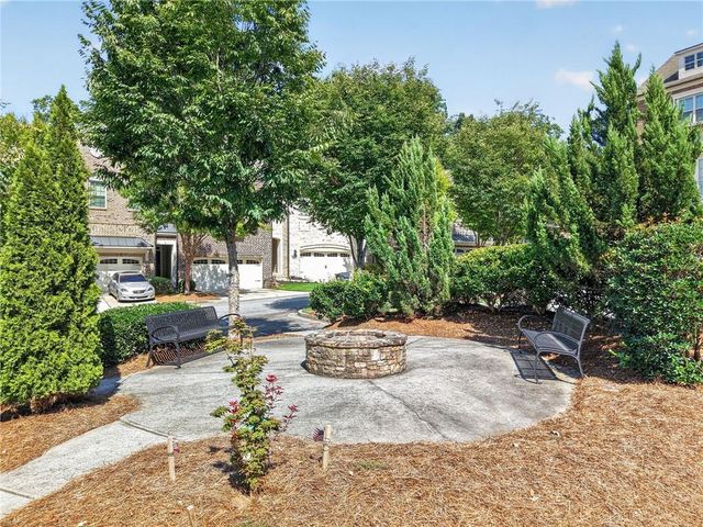 2726 Avington Lane SE, Smyrna, GA 30080