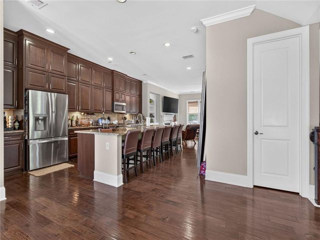 2726 Avington Lane SE, Smyrna, GA 30080