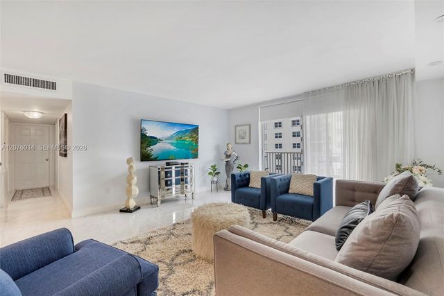 1401 S Ocean Drive 905, Hollywood, FL 33019