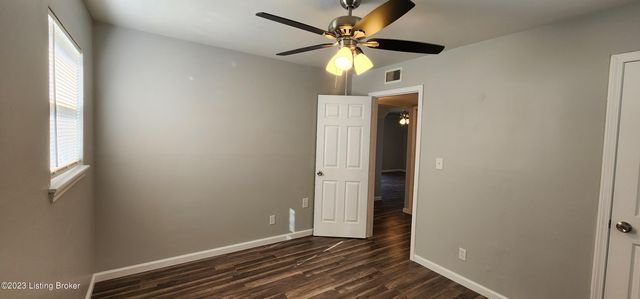 13331 Horncastle Way, Louisville, KY 40272