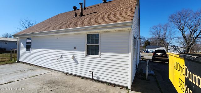 13331 Horncastle Way, Louisville, KY 40272