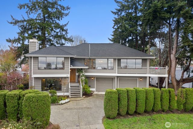556 Holly Drive, Edmonds, WA 98020