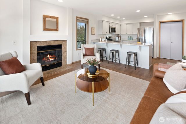 556 Holly Drive, Edmonds, WA 98020