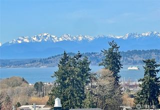 556 Holly Drive, Edmonds, WA 98020