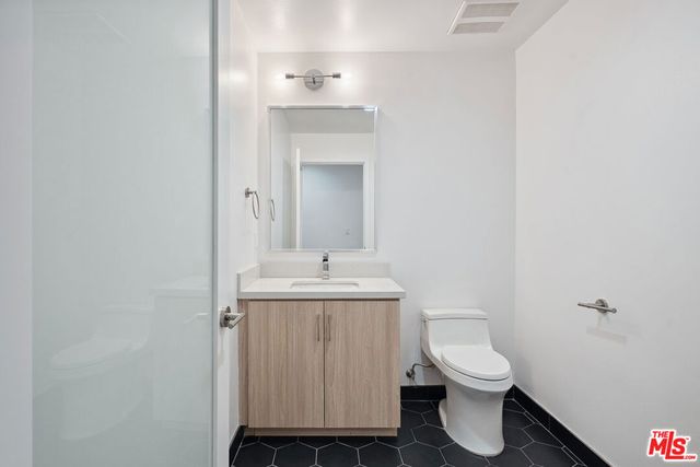 1746 Garfield Place 101, Los Angeles, CA 90028