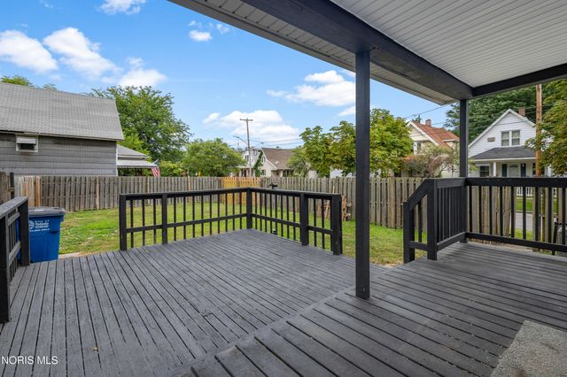 2 W Park Street, Toledo, OH 43608