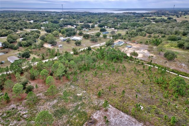 608 Jolly Lane, Lorida, FL 33857