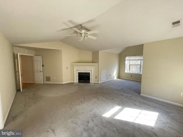 15518 TODDSBURY LN, Manassas, VA 20112