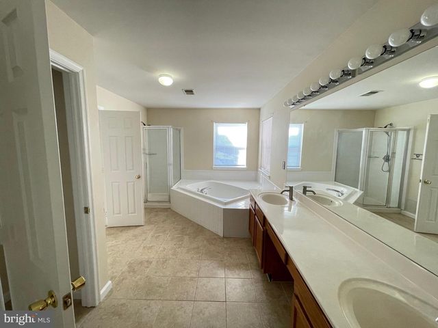 15518 TODDSBURY LN, Manassas, VA 20112