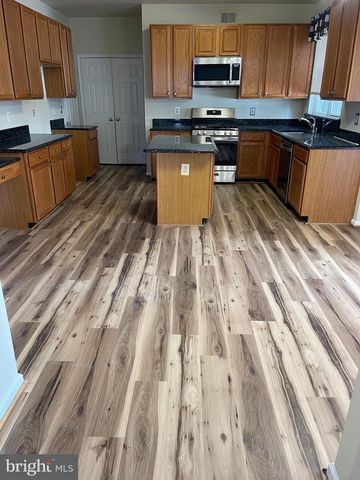15518 TODDSBURY LN, Manassas, VA 20112