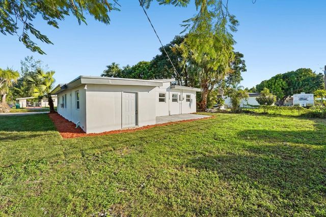 27100 SW 144th Avenue, Homestead, FL 33032