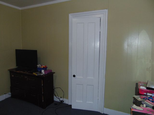 69 West Liberty Street, Waterbury, CT 06706