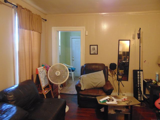 69 West Liberty Street, Waterbury, CT 06706