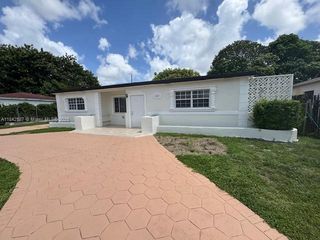 1561 NW 132nd St, Miami, FL 33167