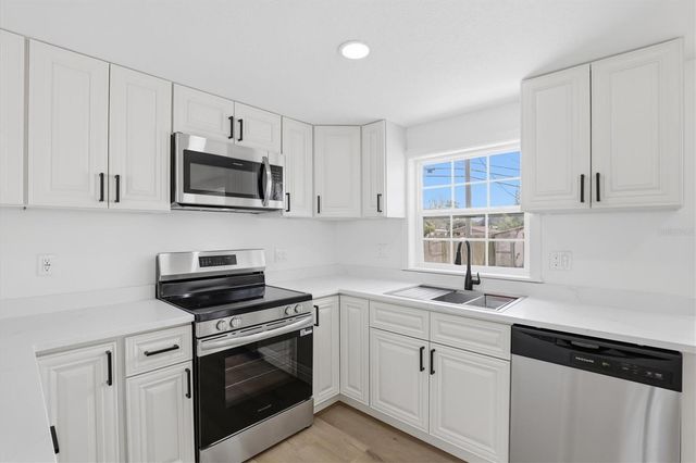 7114 FAIR LANE, Hudson, FL 34667