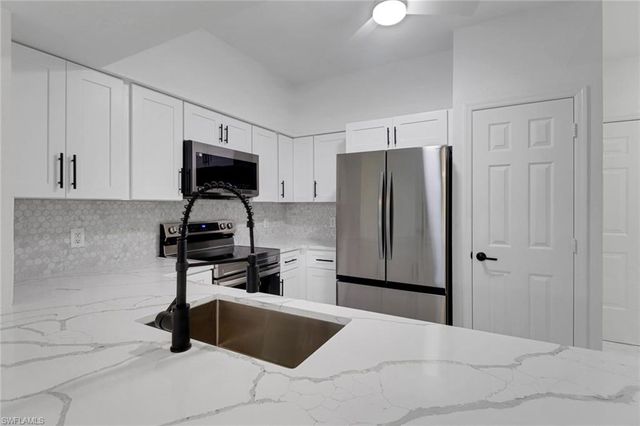 20170 Estero Gardens CIR 107, Estero, FL 33928