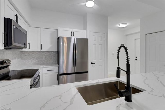 20170 Estero Gardens CIR 107, Estero, FL 33928