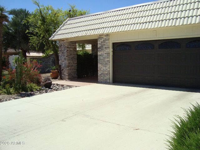 13607 W PYRACANTHA Drive, Sun City West, AZ 85375