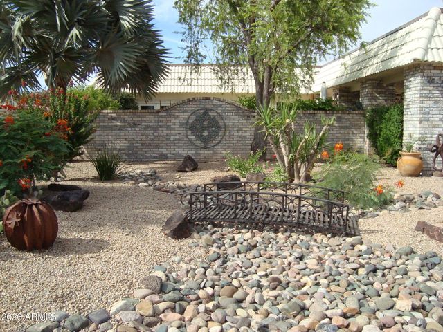 13607 W PYRACANTHA Drive, Sun City West, AZ 85375